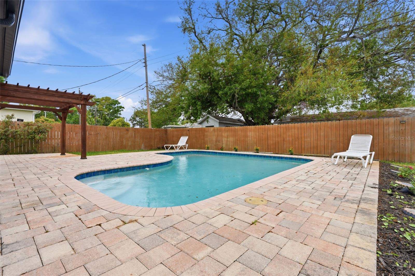 Image 39 of 46 For 5347 30th Avenue N