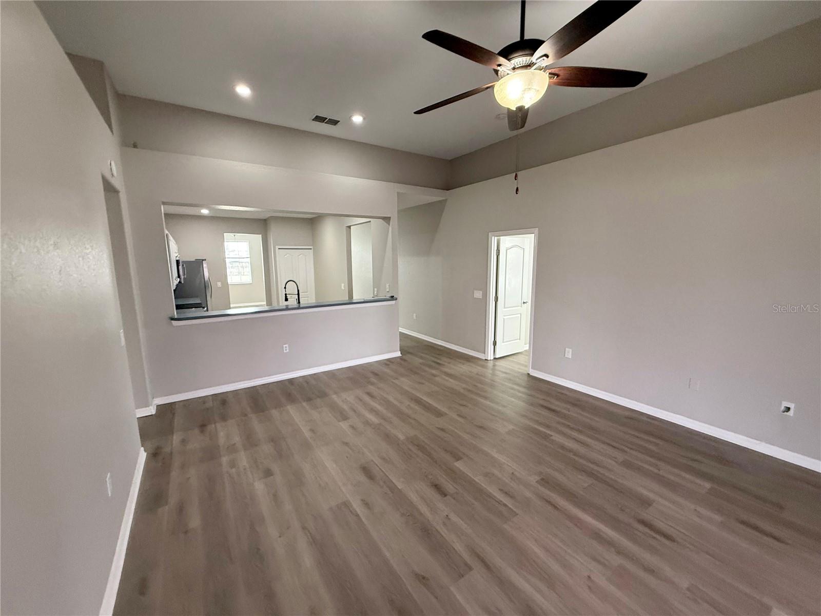 Image 14 of 28 For 3934 Buttonbush Circle