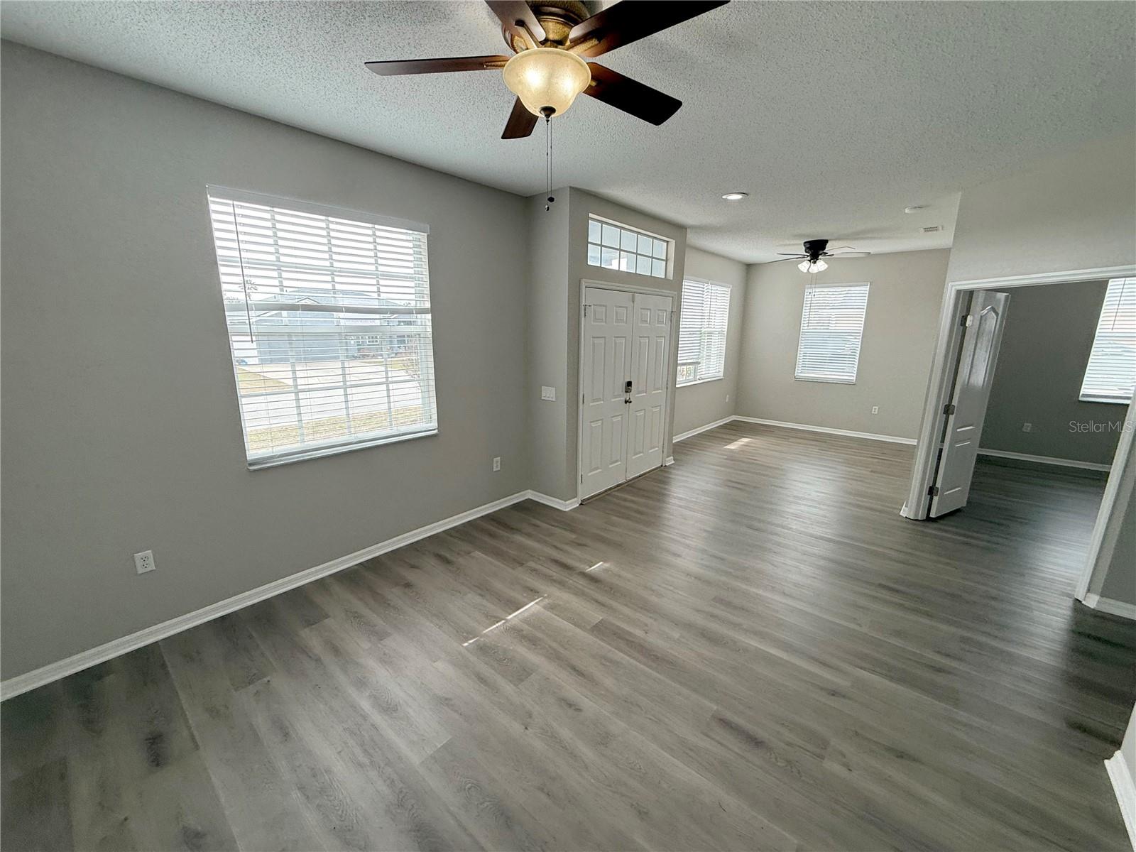 Image 6 of 28 For 3934 Buttonbush Circle