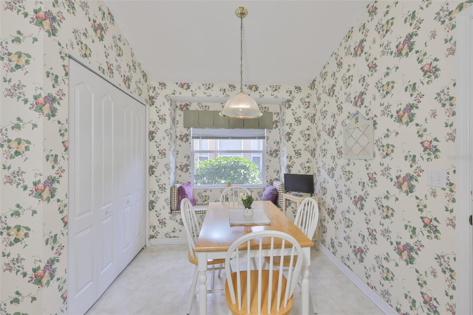 Image 18 of 61 For 2308 Brookfield Greens Circle