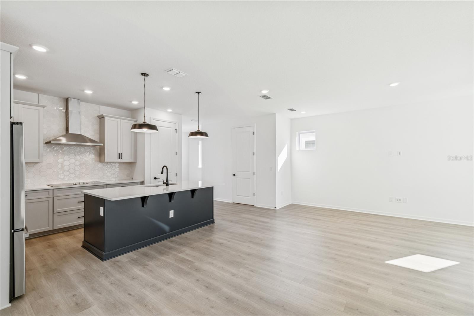 Image 11 of 44 For 2956 Embark Trail