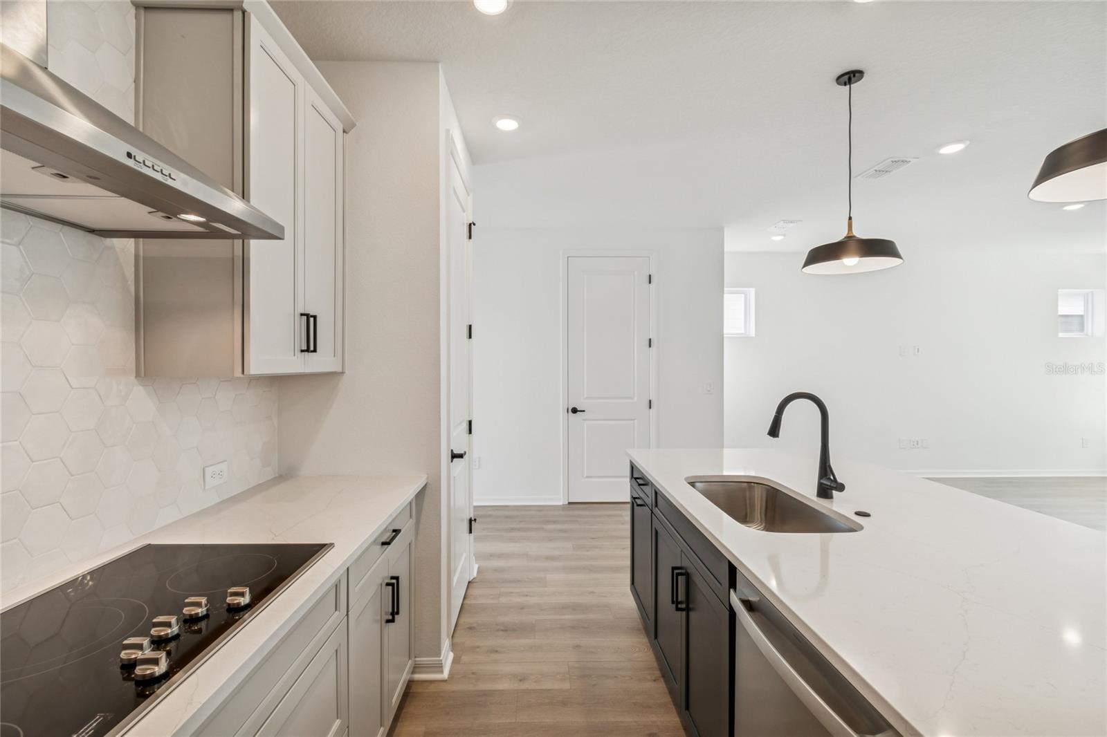 Image 13 of 44 For 2956 Embark Trail