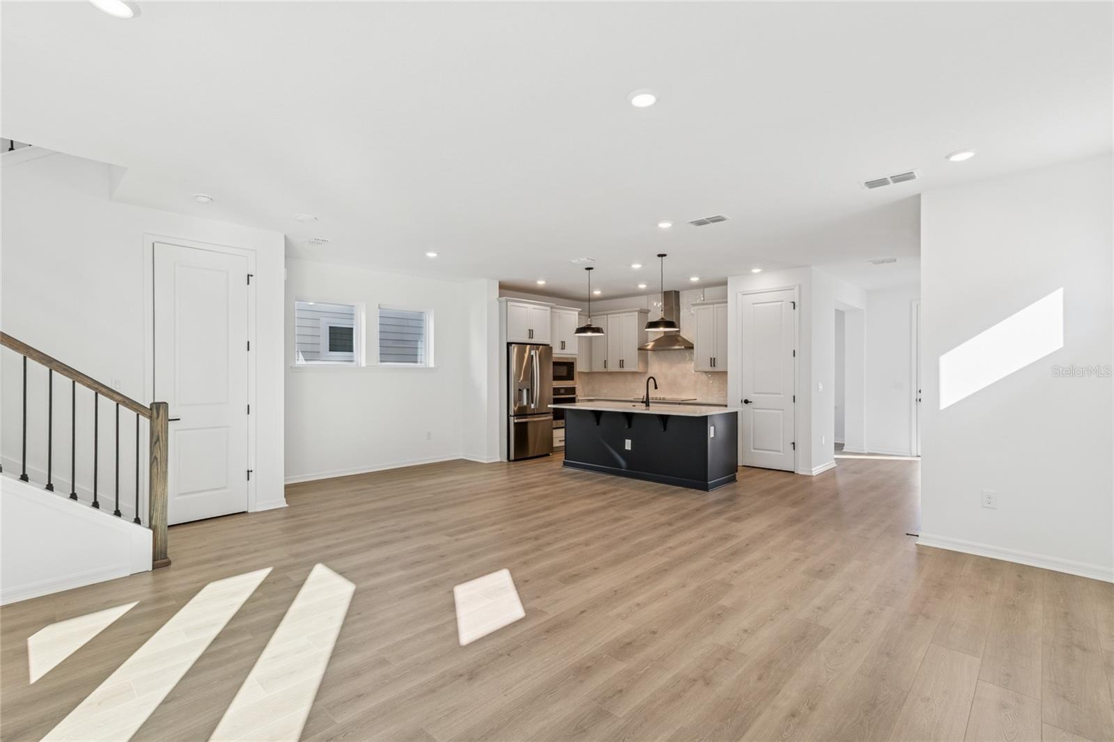 Image 17 of 44 For 2956 Embark Trail