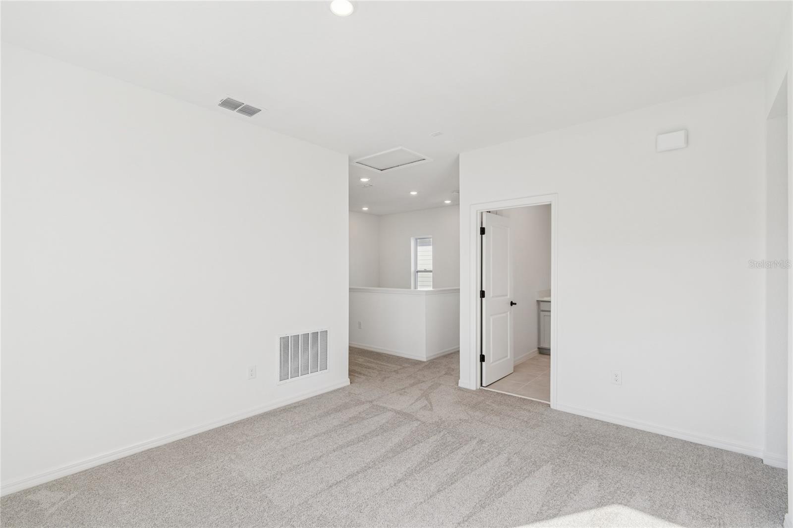 Image 20 of 44 For 2956 Embark Trail