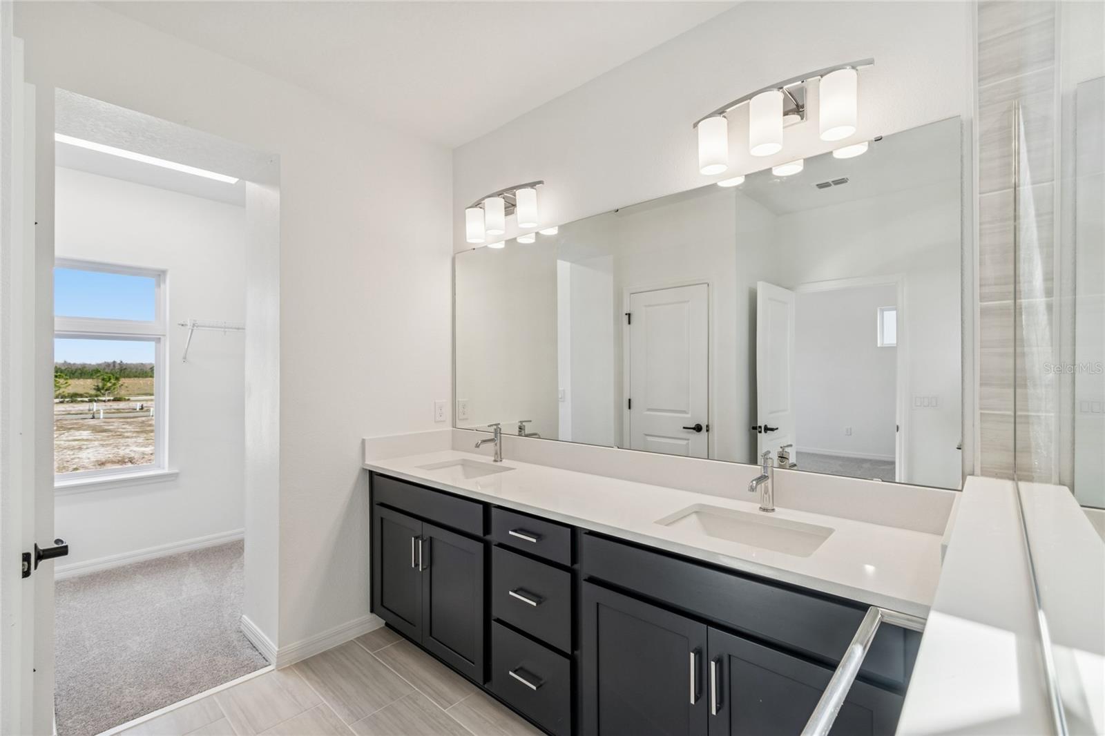 Image 27 of 44 For 2956 Embark Trail