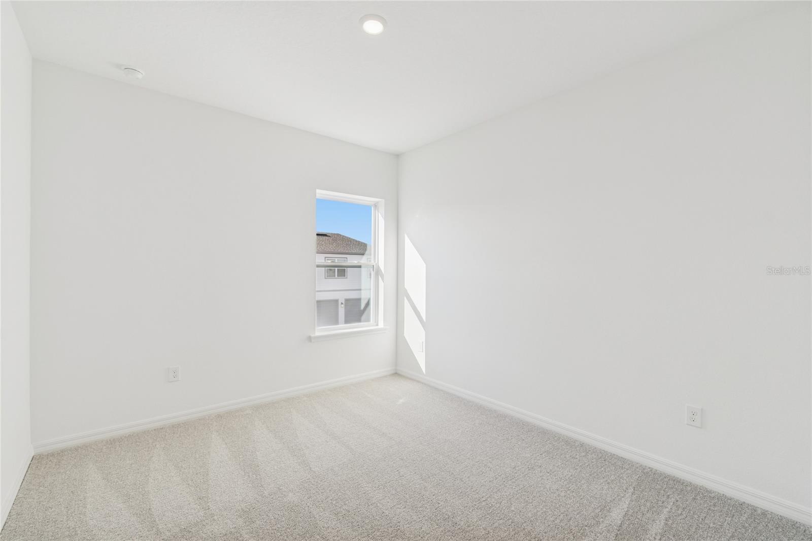 Image 31 of 44 For 2956 Embark Trail