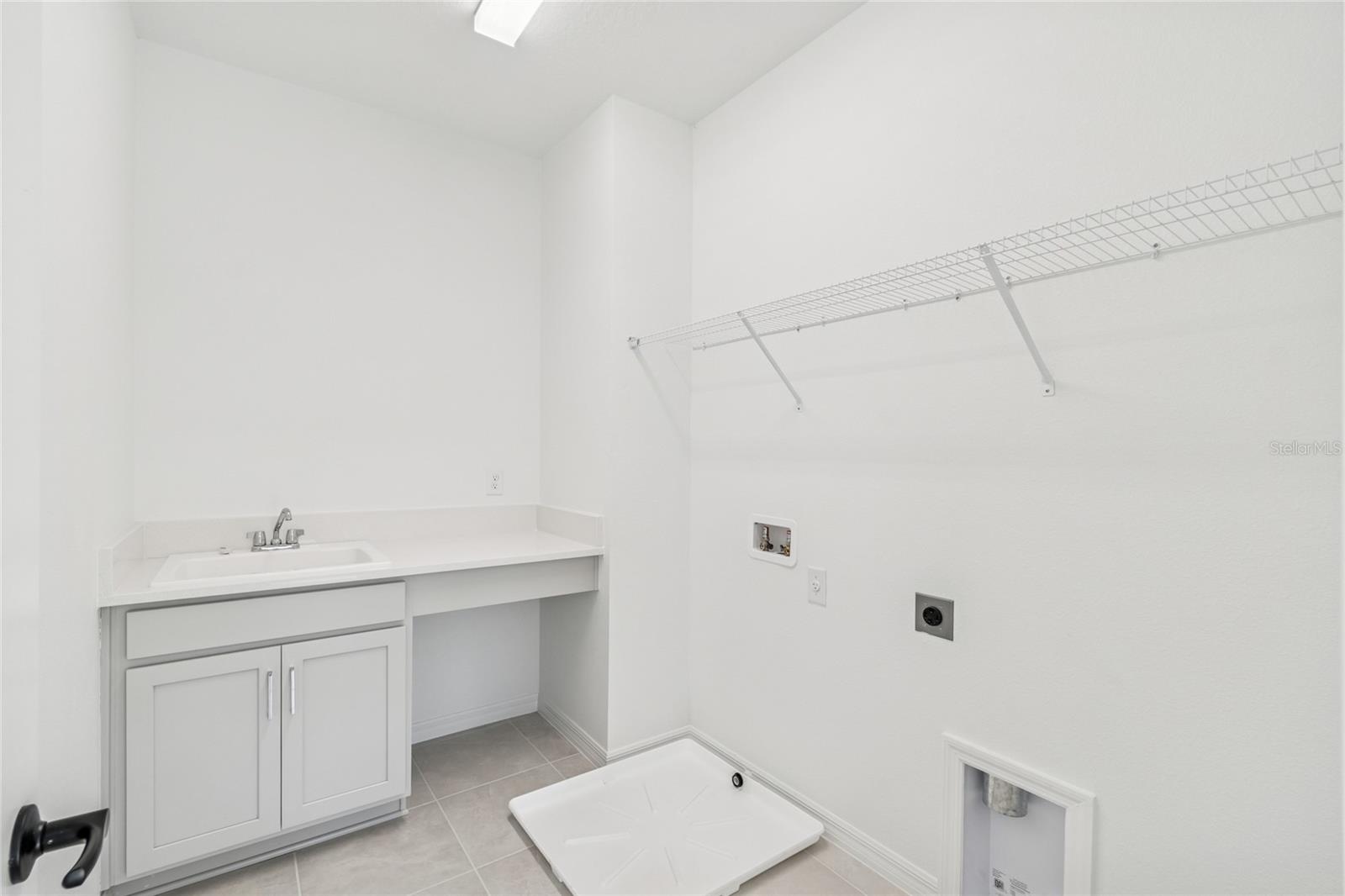 Image 39 of 44 For 2956 Embark Trail