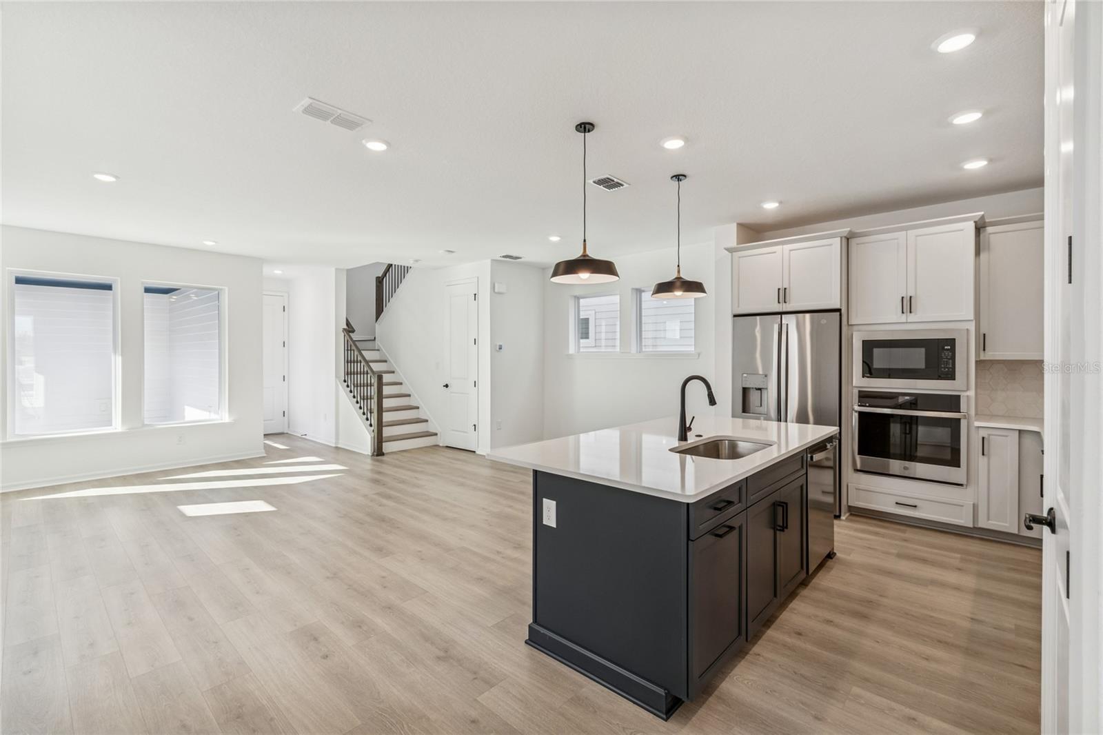 Image 7 of 44 For 2956 Embark Trail