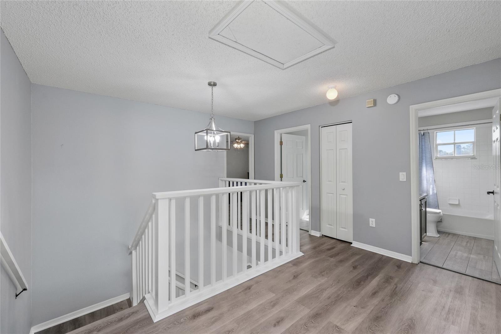 Image 16 of 55 For 12927 Royal George Avenue