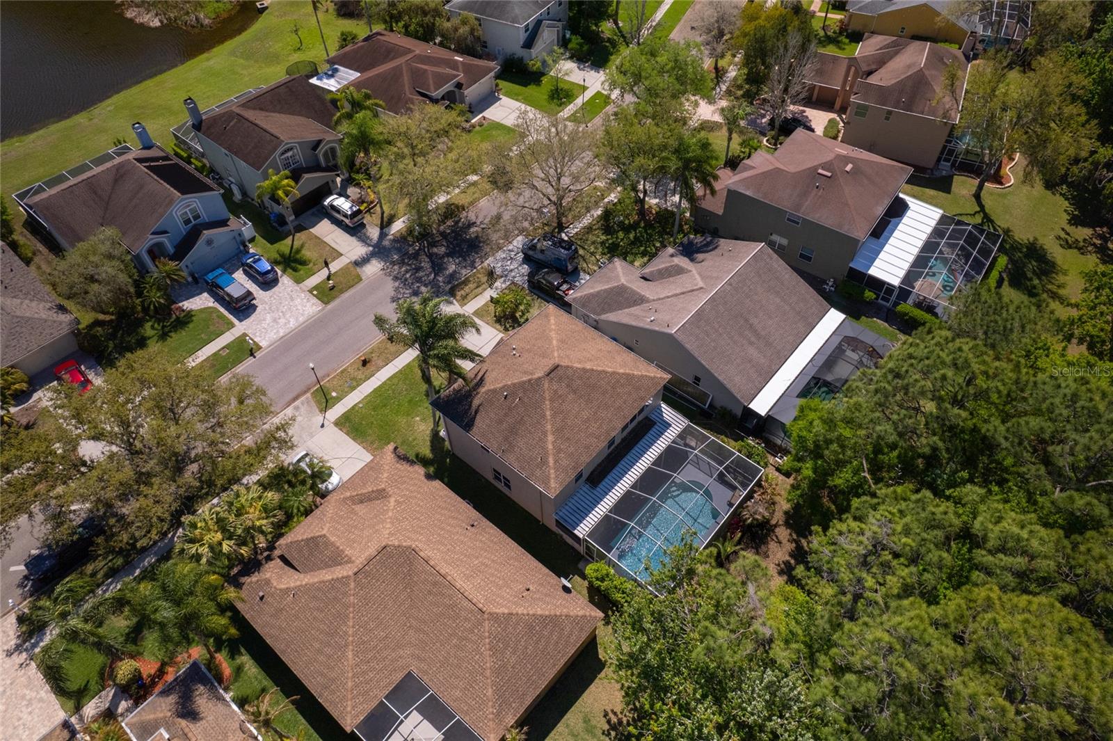 Image 34 of 55 For 12927 Royal George Avenue