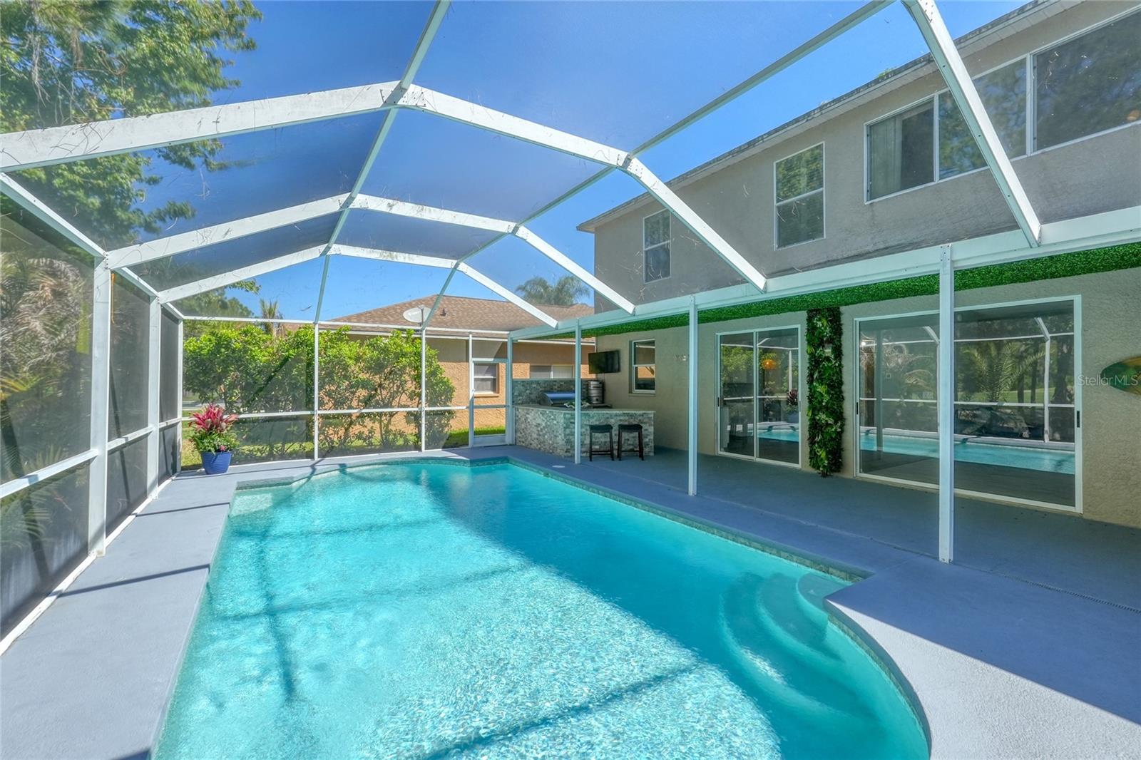 Image 5 of 55 For 12927 Royal George Avenue