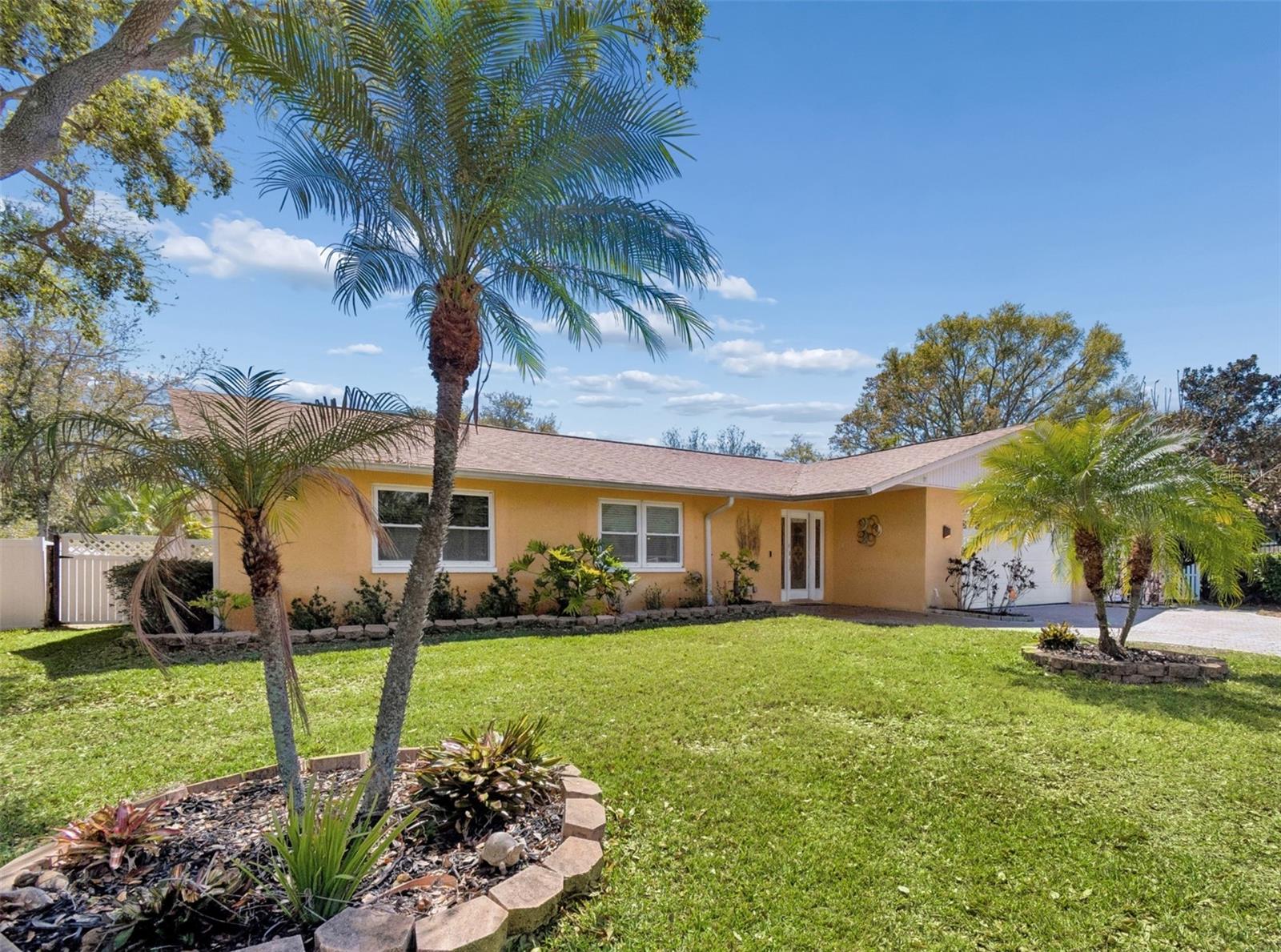 Details for 1807 Oak Forest Drive S, CLEARWATER, FL 33759