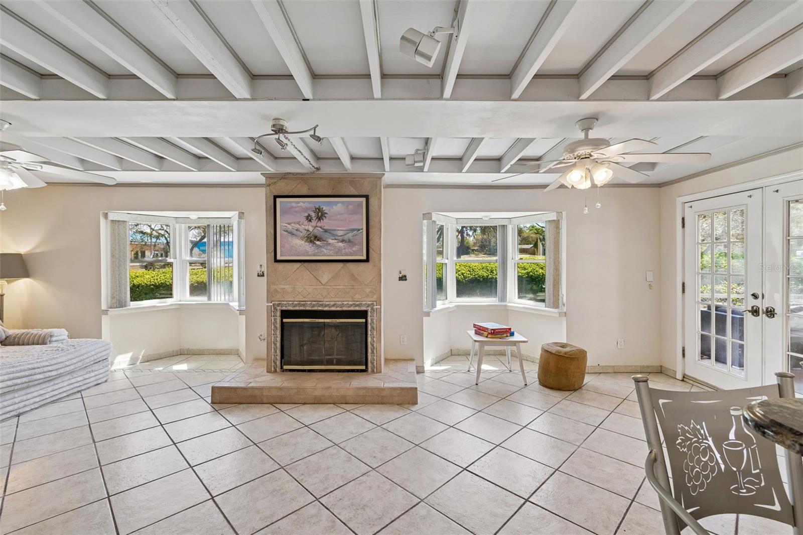 Image 15 of 37 For 1807 Oak Forest Drive S