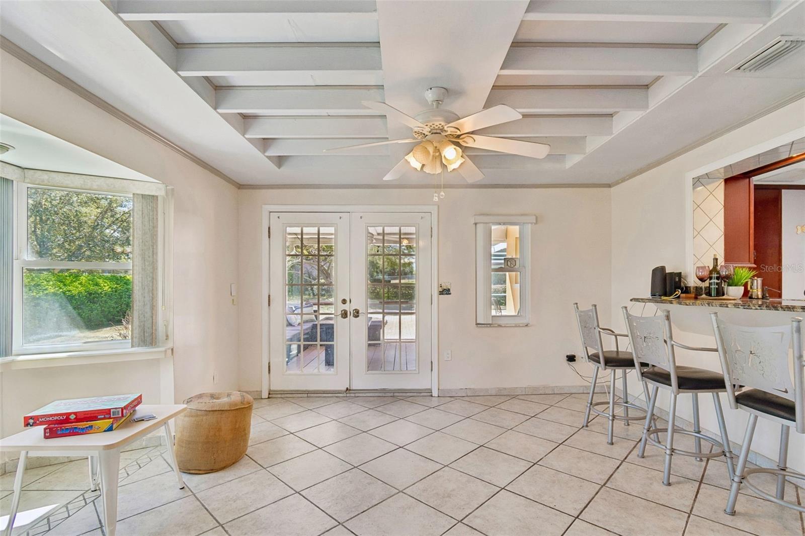 Image 16 of 37 For 1807 Oak Forest Drive S