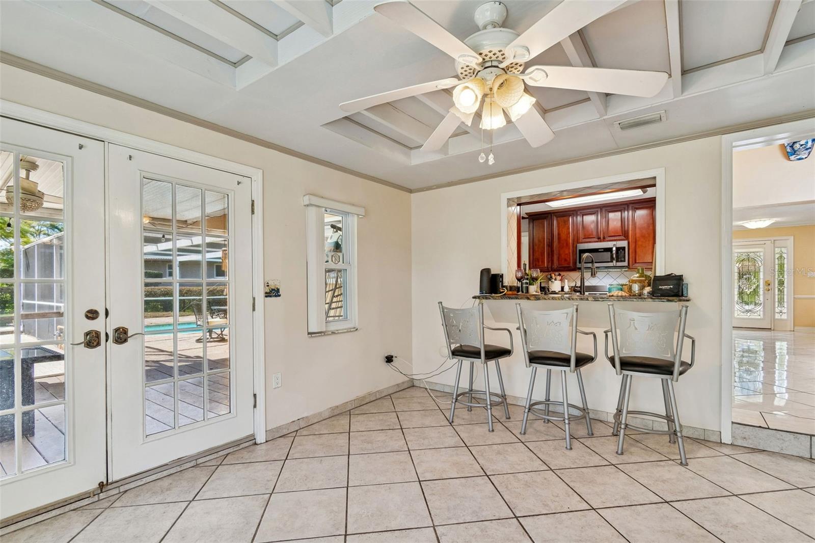 Image 17 of 37 For 1807 Oak Forest Drive S