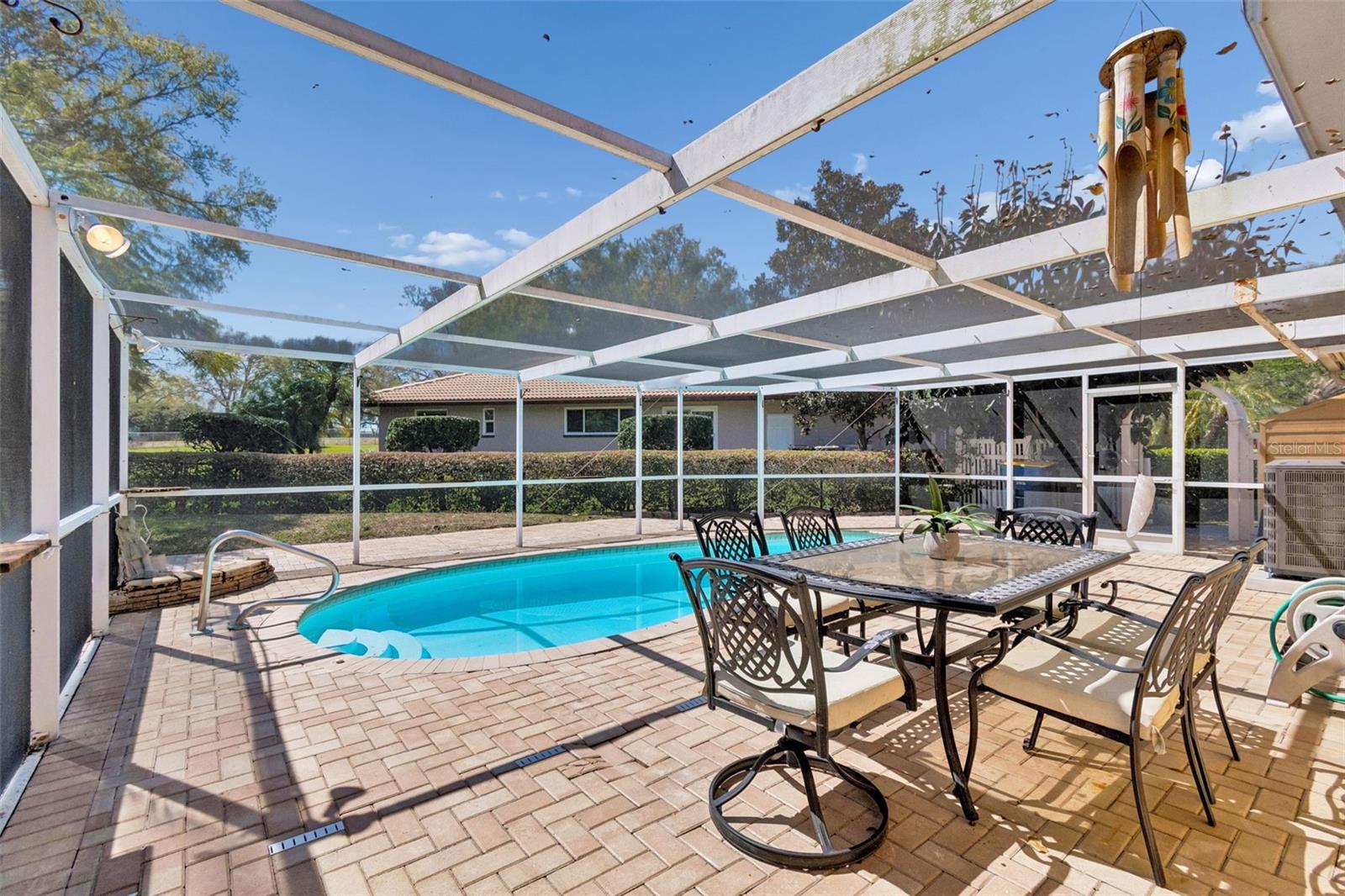 Image 28 of 37 For 1807 Oak Forest Drive S