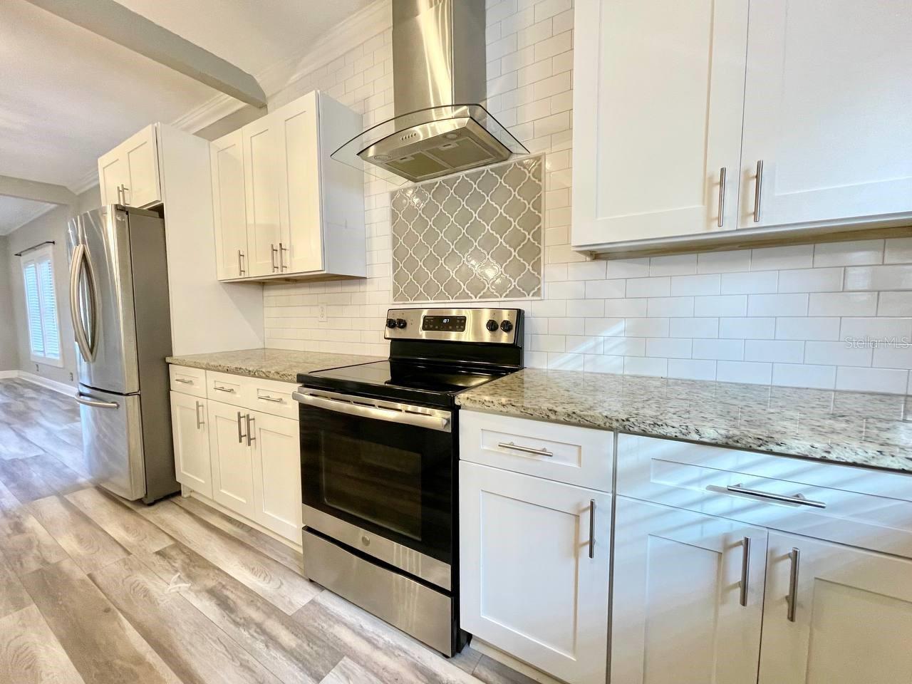 Image 11 of 24 For 3301 25th Avenue