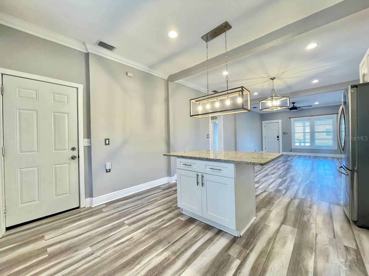 Image 12 of 24 For 3301 25th Avenue