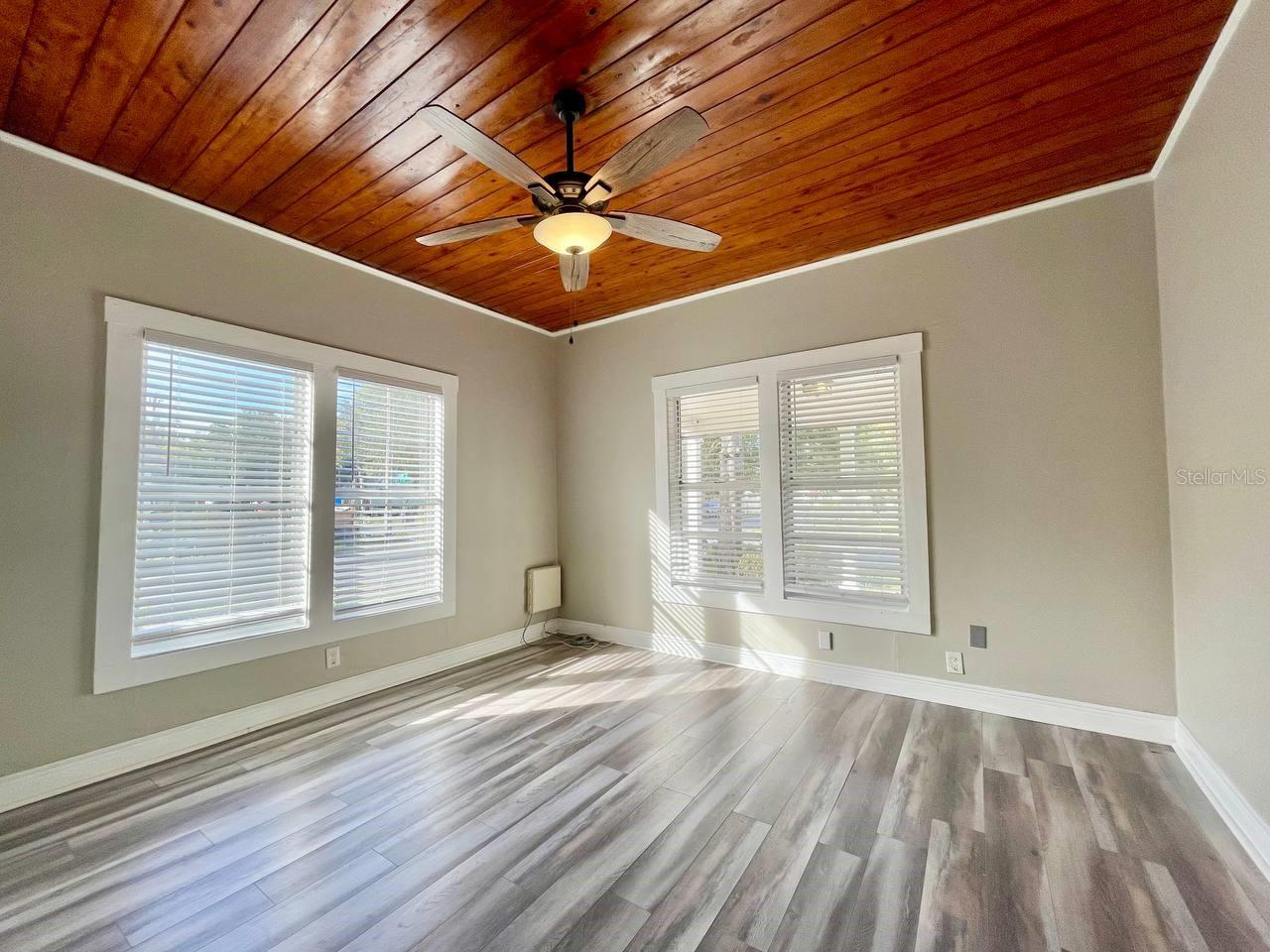 Image 13 of 24 For 3301 25th Avenue