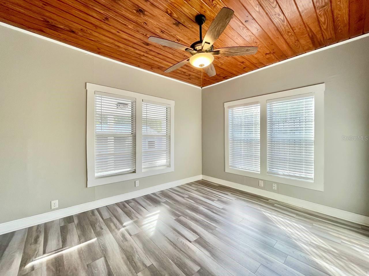 Image 17 of 24 For 3301 25th Avenue