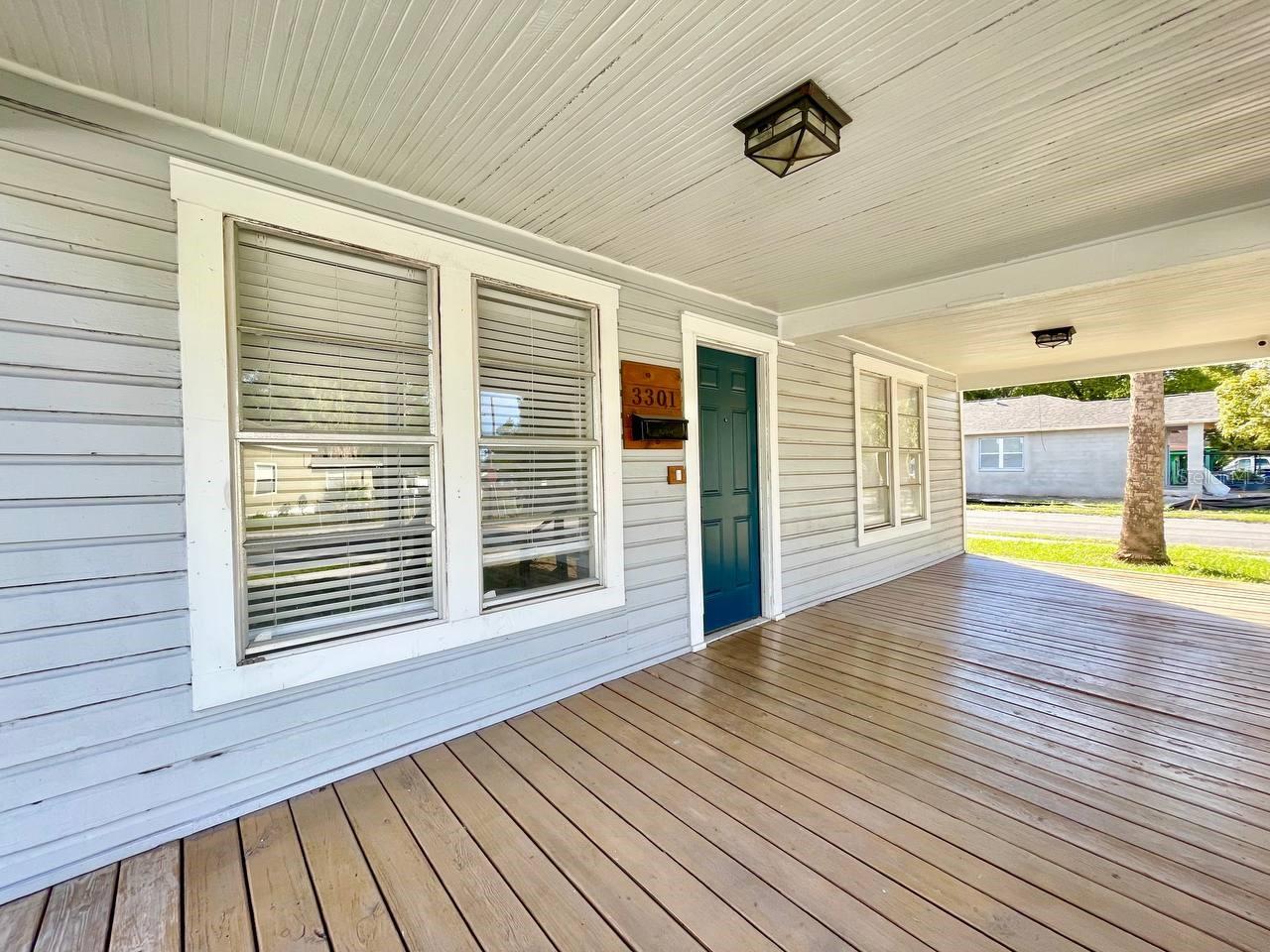 Image 3 of 24 For 3301 25th Avenue