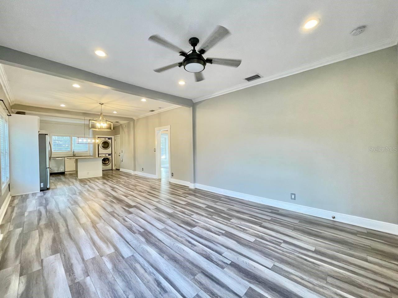 Image 5 of 24 For 3301 25th Avenue