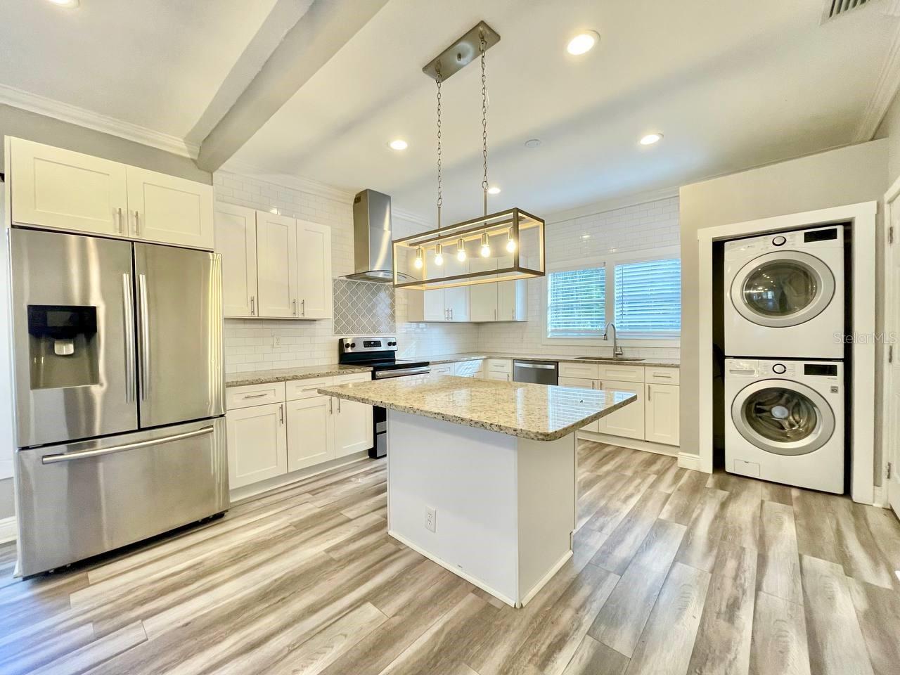 Image 9 of 24 For 3301 25th Avenue