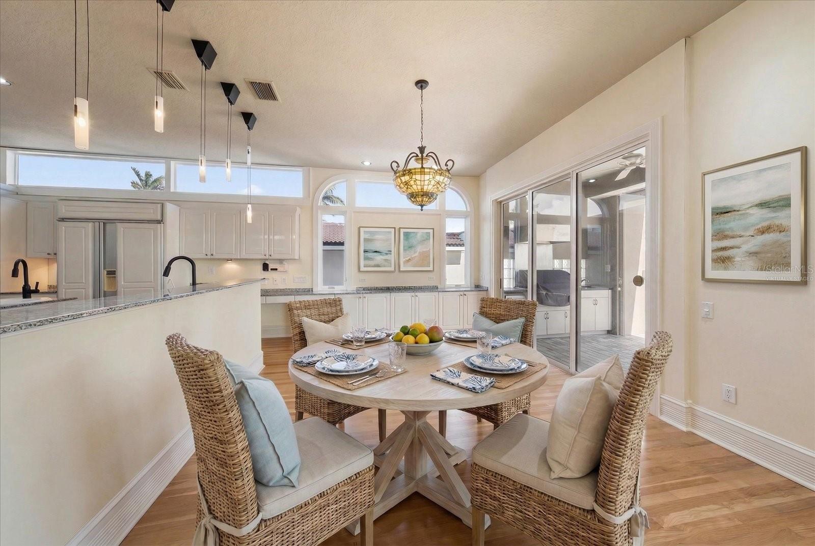 Image 21 of 83 For 2247 Donato Drive