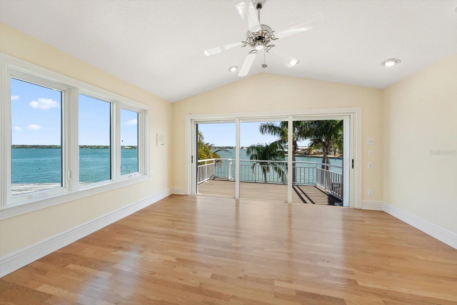 Image 34 of 83 For 2247 Donato Drive