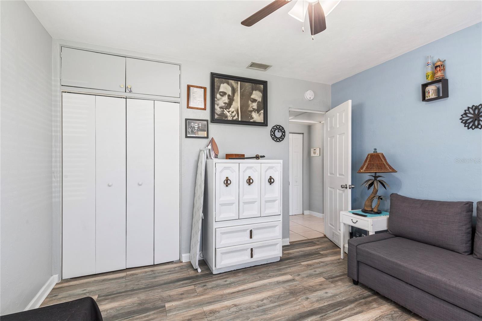 Image 14 of 43 For 4908 Highland Street S