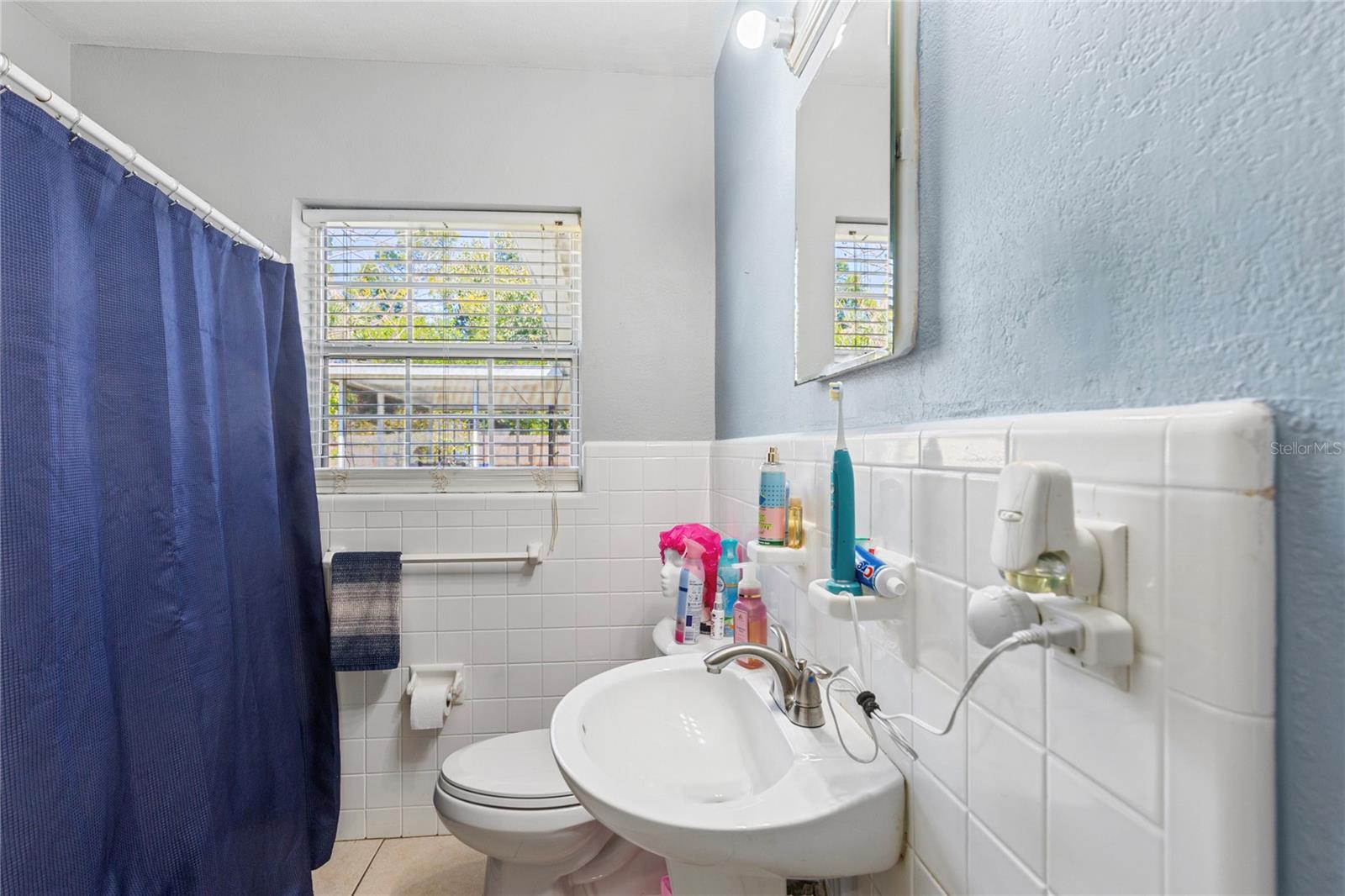 Image 17 of 43 For 4908 Highland Street S