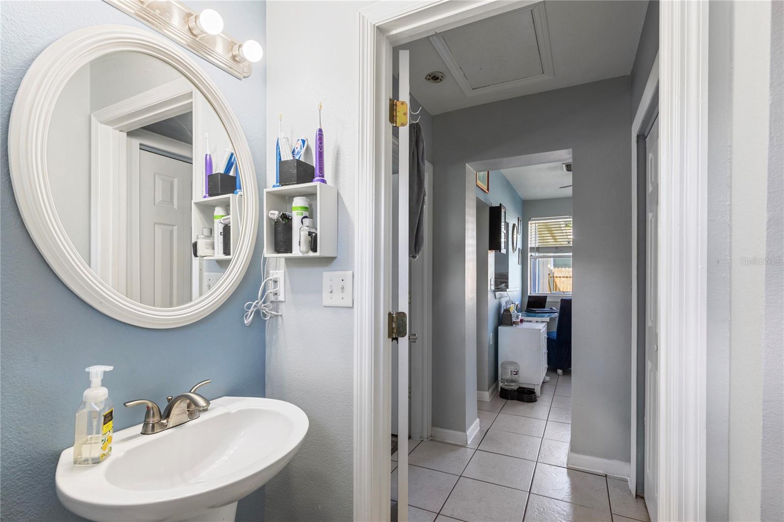 Image 20 of 43 For 4908 Highland Street S