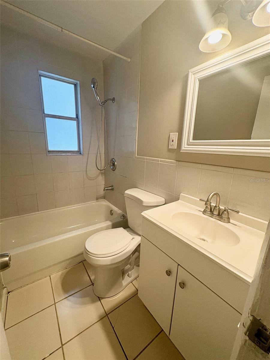 Image 21 of 25 For 534 33rd Avenue N