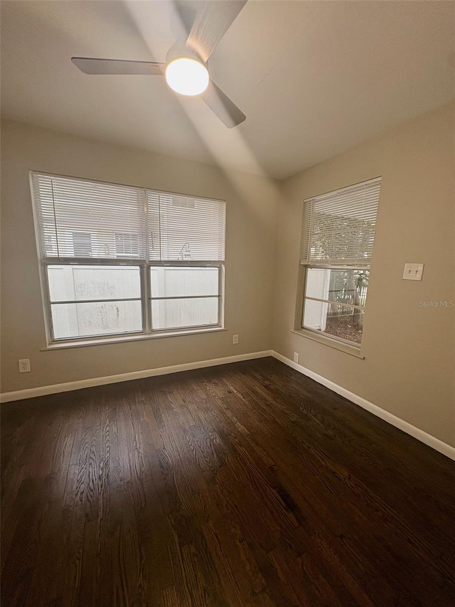 Image 22 of 25 For 534 33rd Avenue N