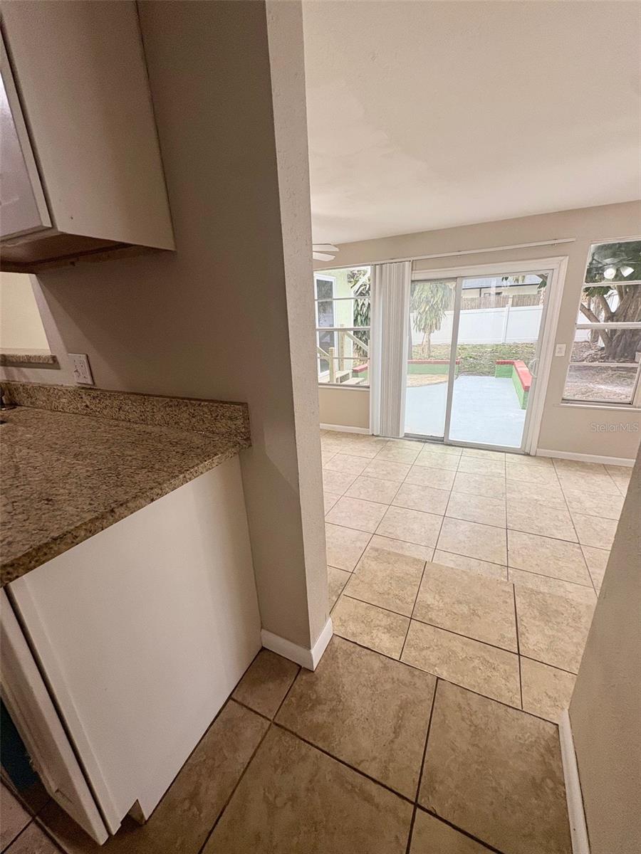 Image 6 of 25 For 534 33rd Avenue N