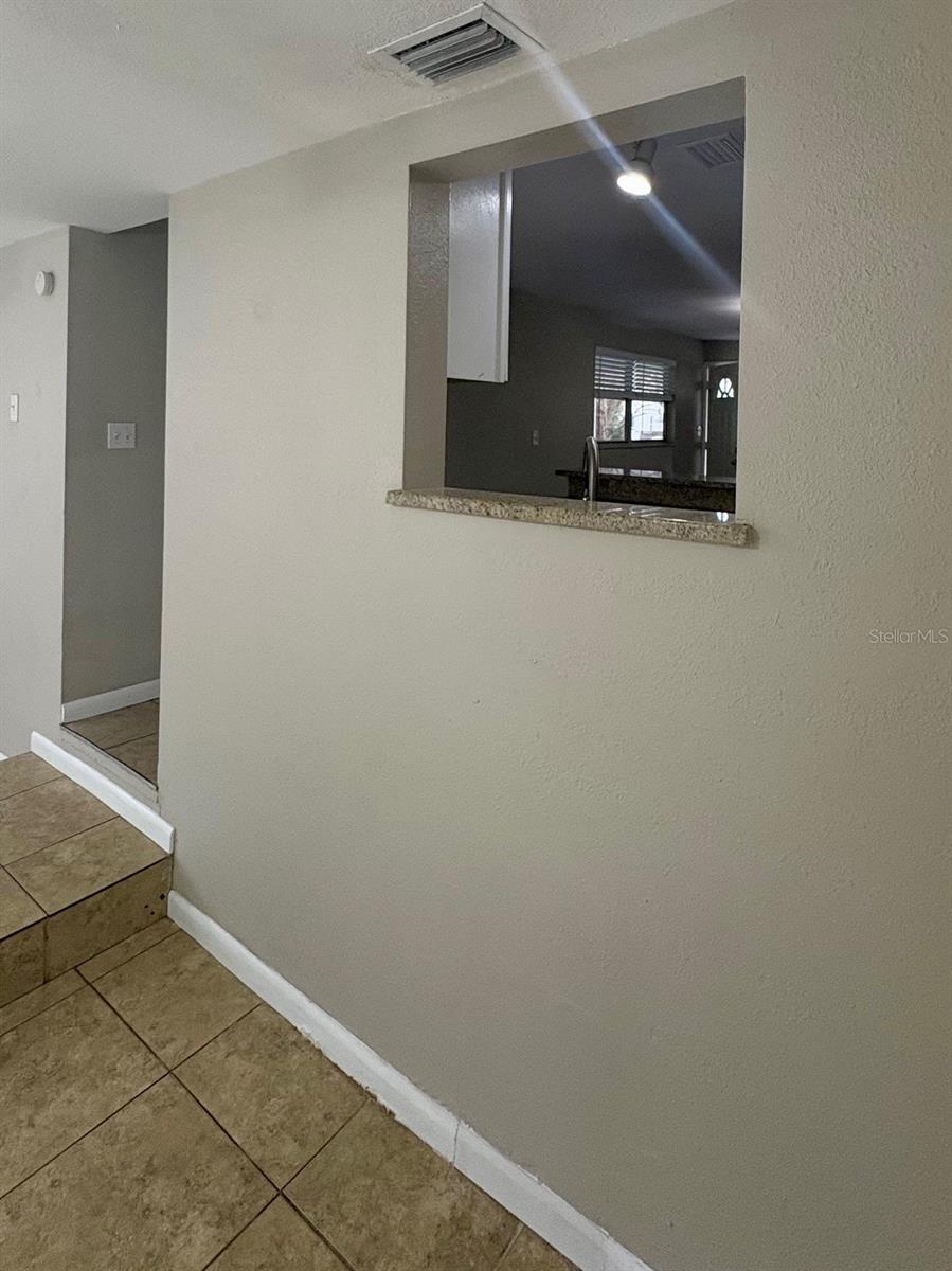 Image 9 of 25 For 534 33rd Avenue N