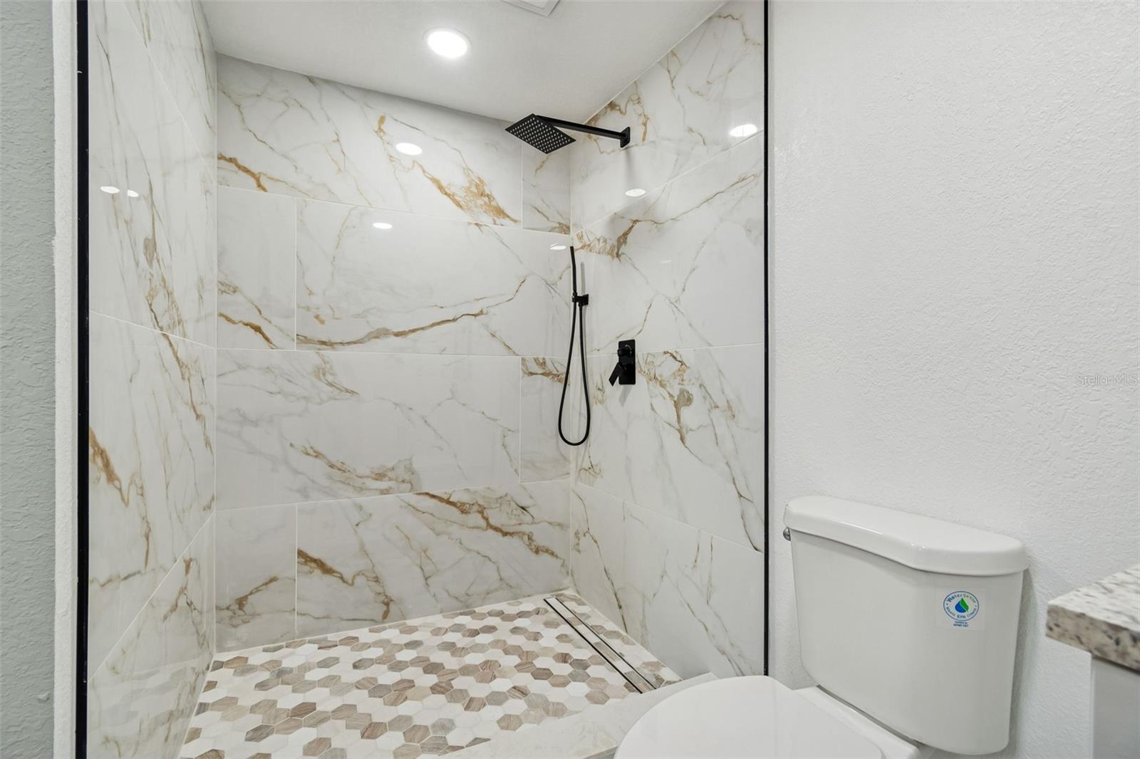 Image 32 of 67 For 6027 9th Avenue