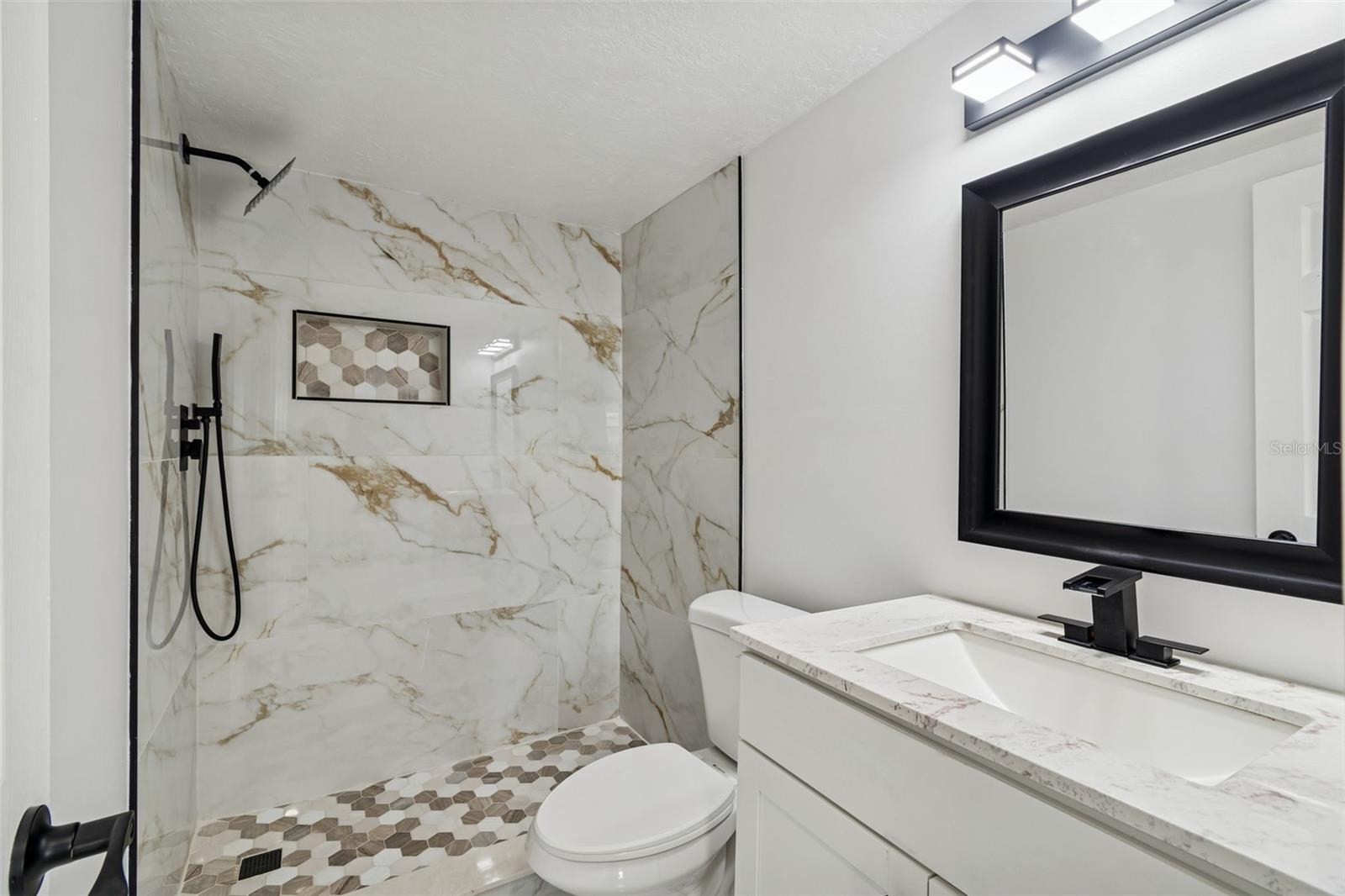 Image 37 of 67 For 6027 9th Avenue