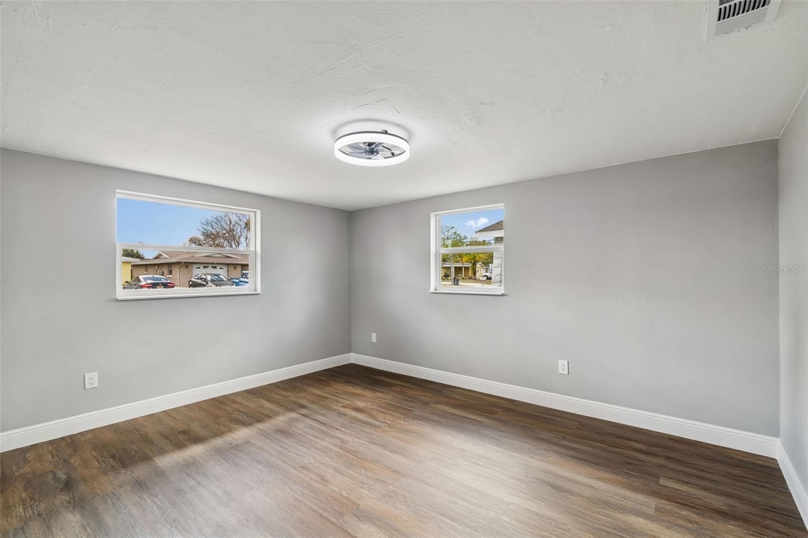 Image 41 of 67 For 6027 9th Avenue