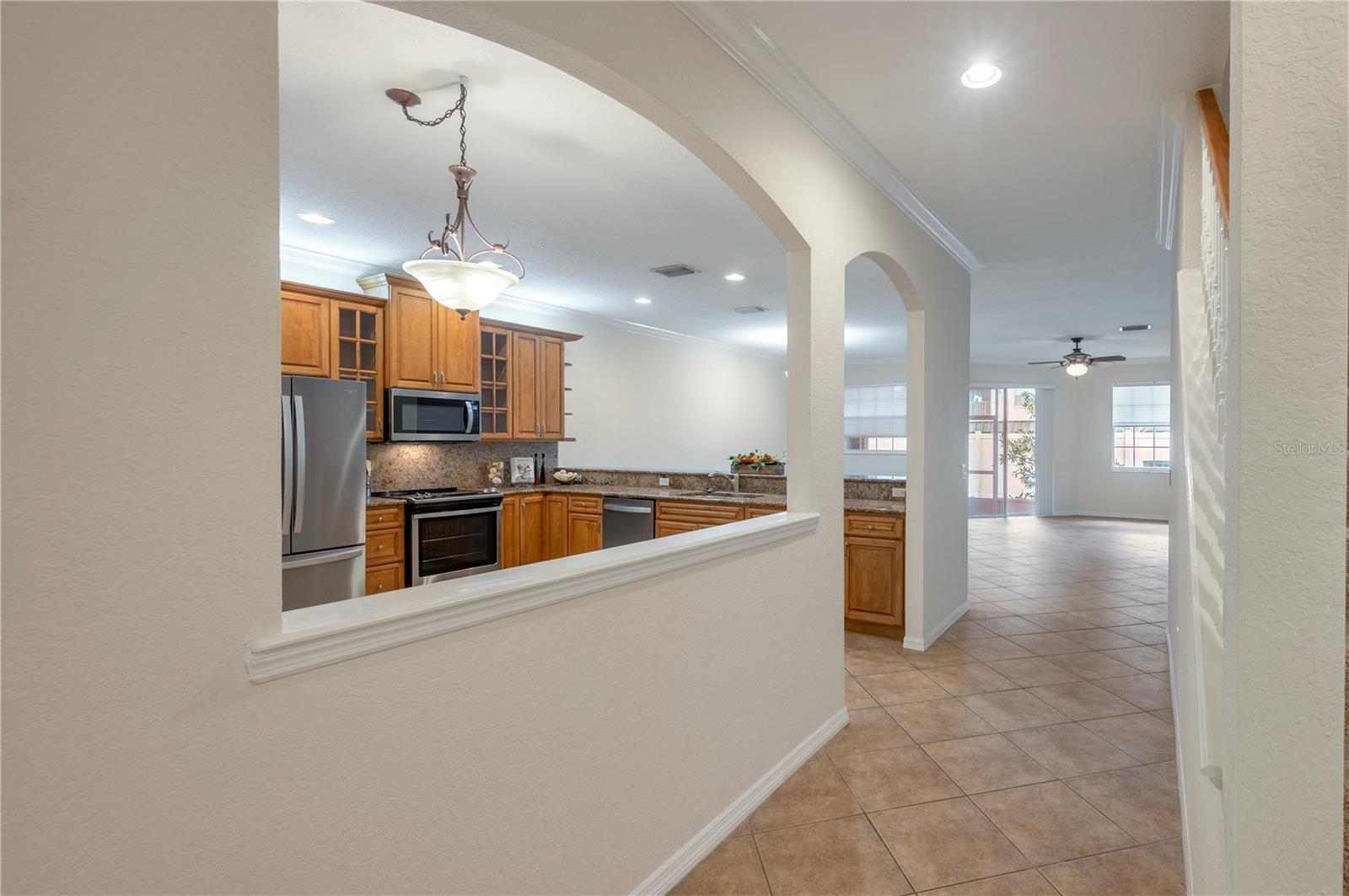 Image 7 of 47 For 9719 Taylor Rose Lane