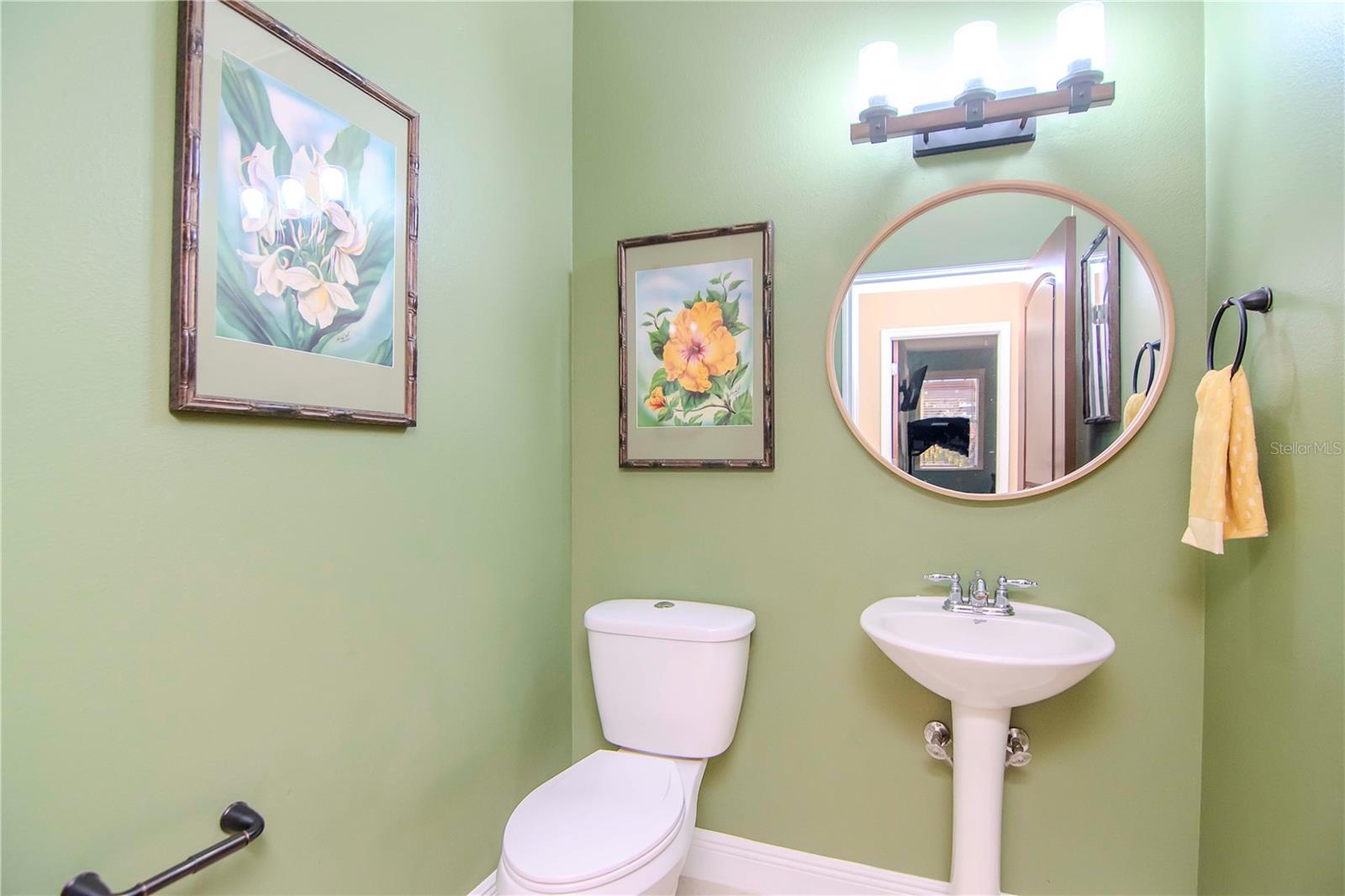 Listing photo id 18 for 3814 Evergreen Oaks Drive