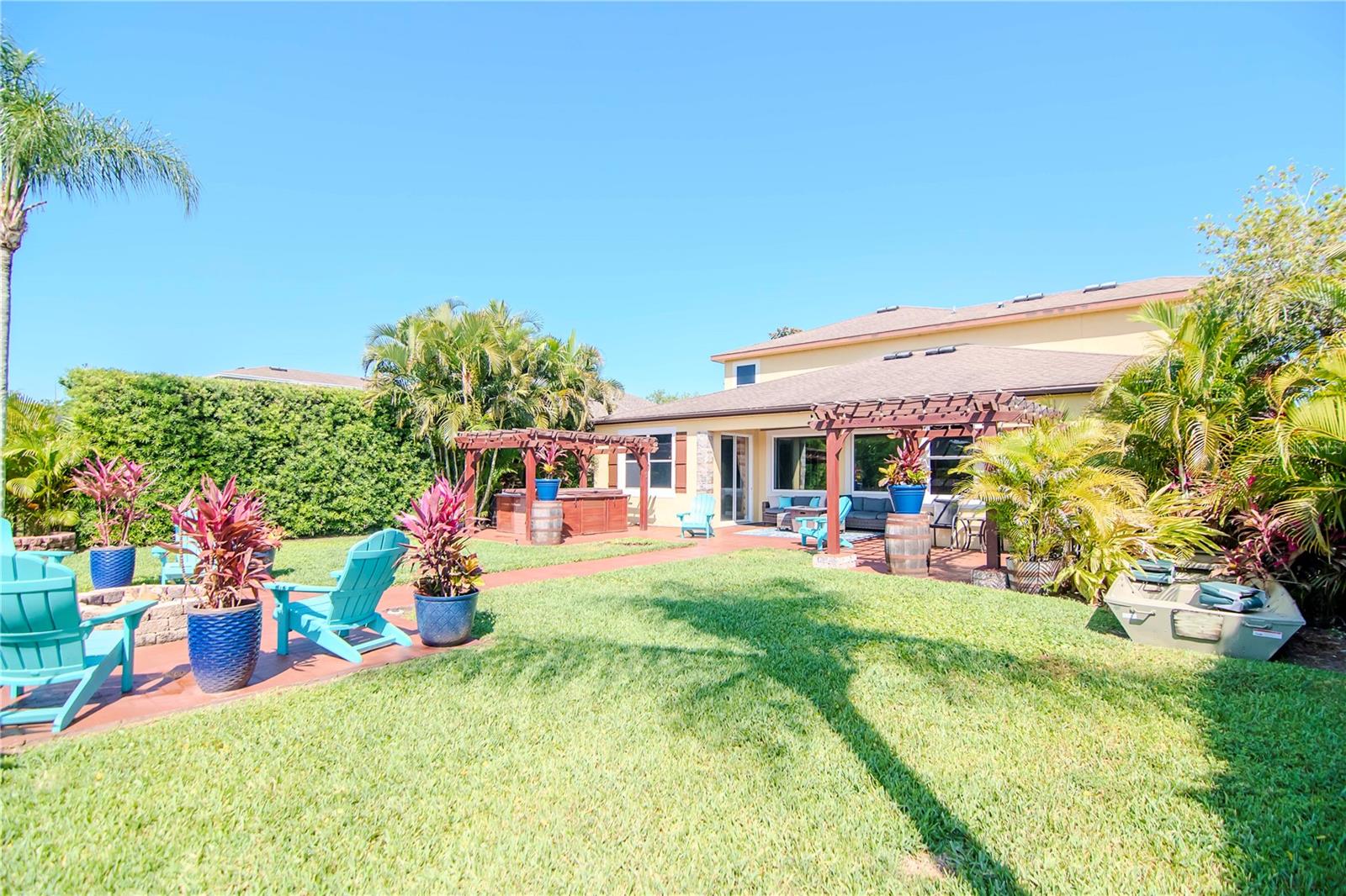 Listing photo id 7 for 3814 Evergreen Oaks Drive