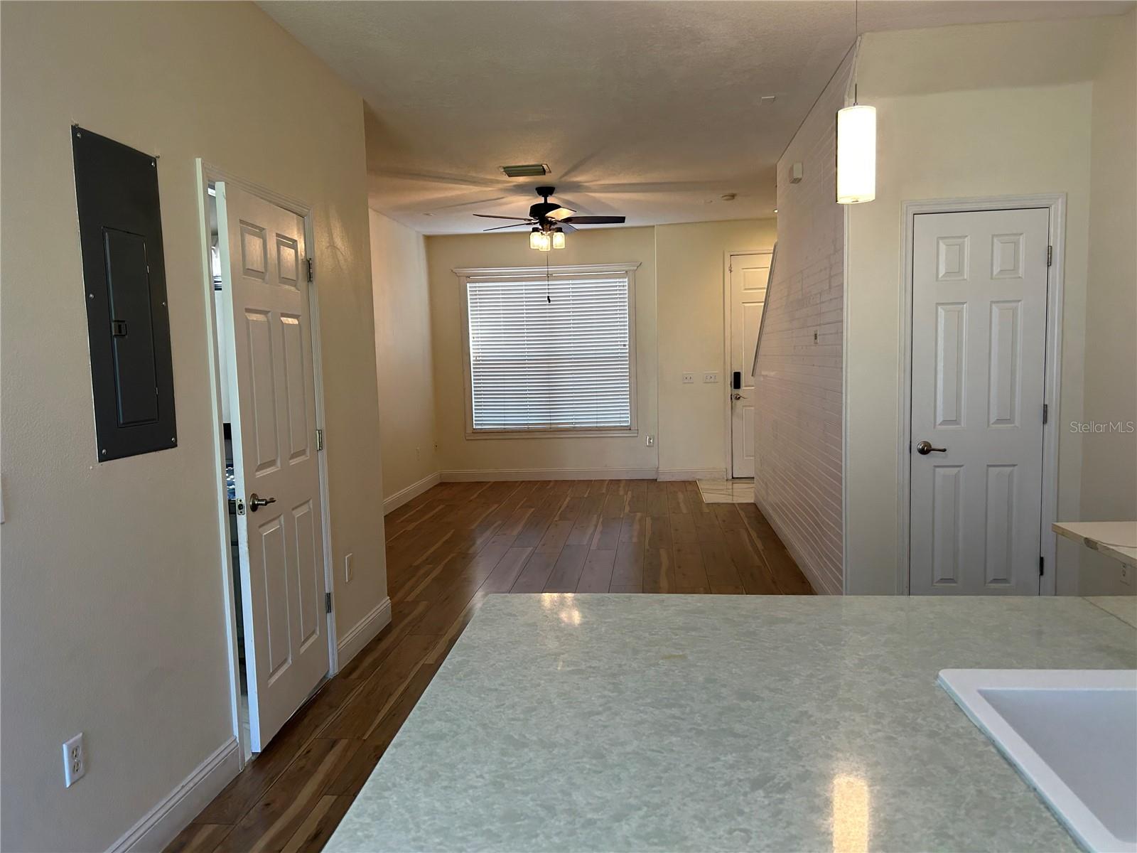 Image 7 of 20 For 6706 47th Street N