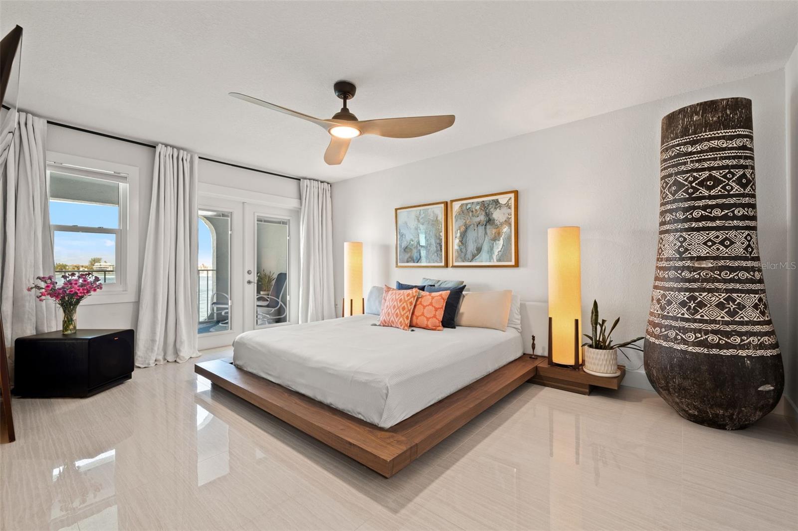 Image 24 of 75 For 380 8th Avenue N 4