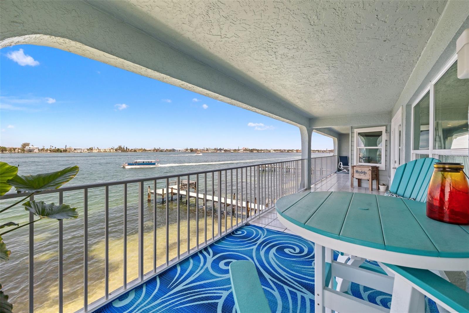 Image 42 of 75 For 380 8th Avenue N 4