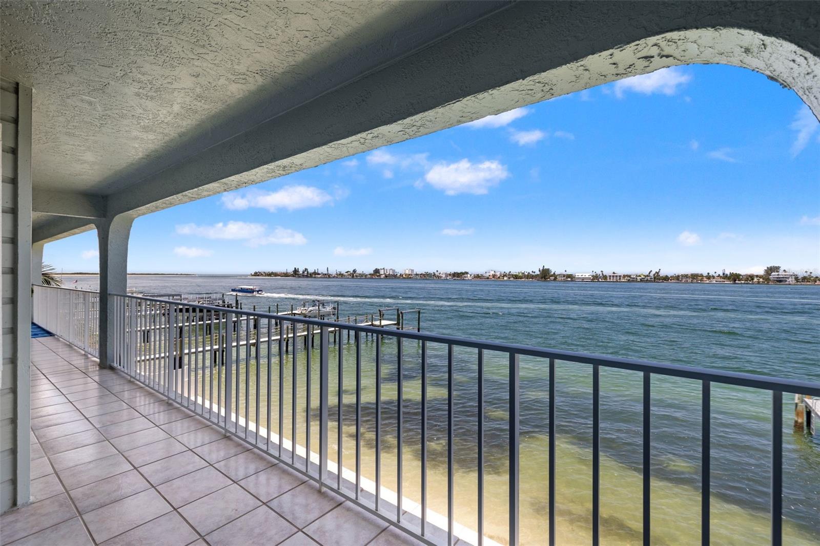 Image 44 of 75 For 380 8th Avenue N 4