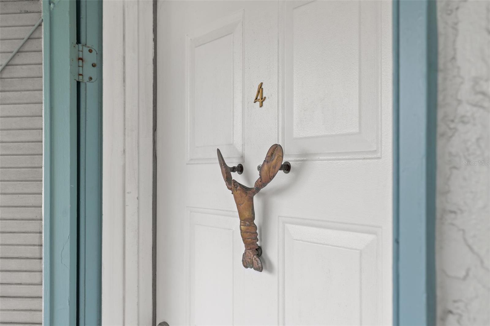 Image 59 of 75 For 380 8th Avenue N 4