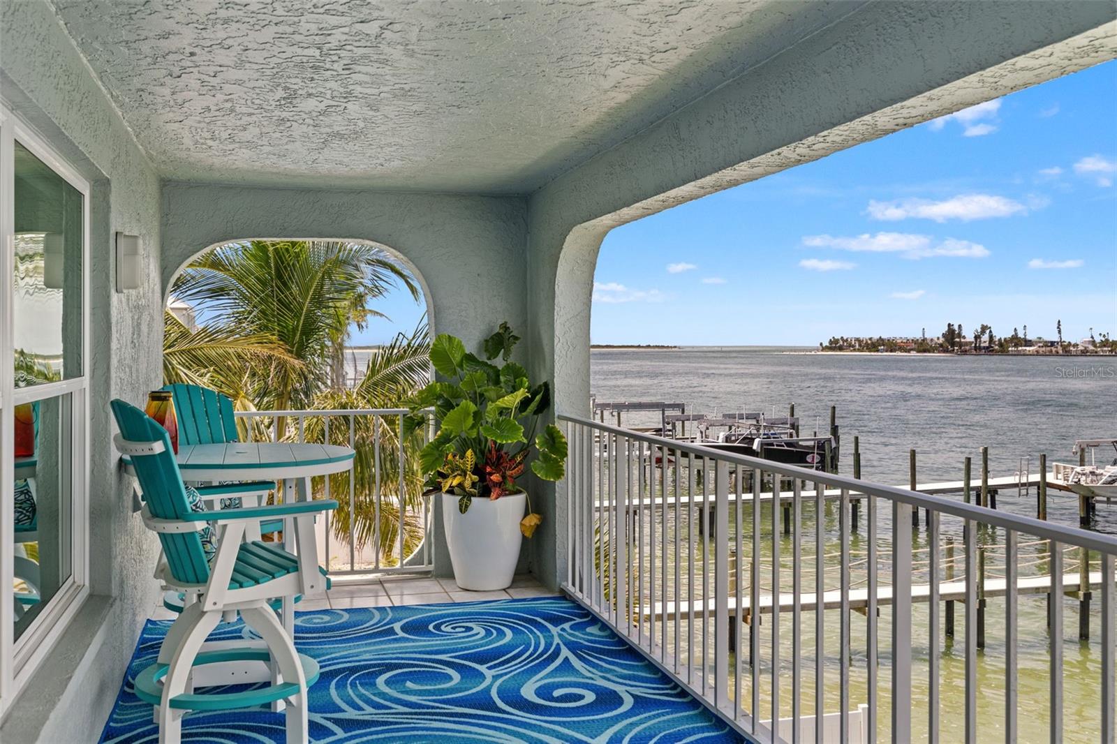 Image 62 of 75 For 380 8th Avenue N 4