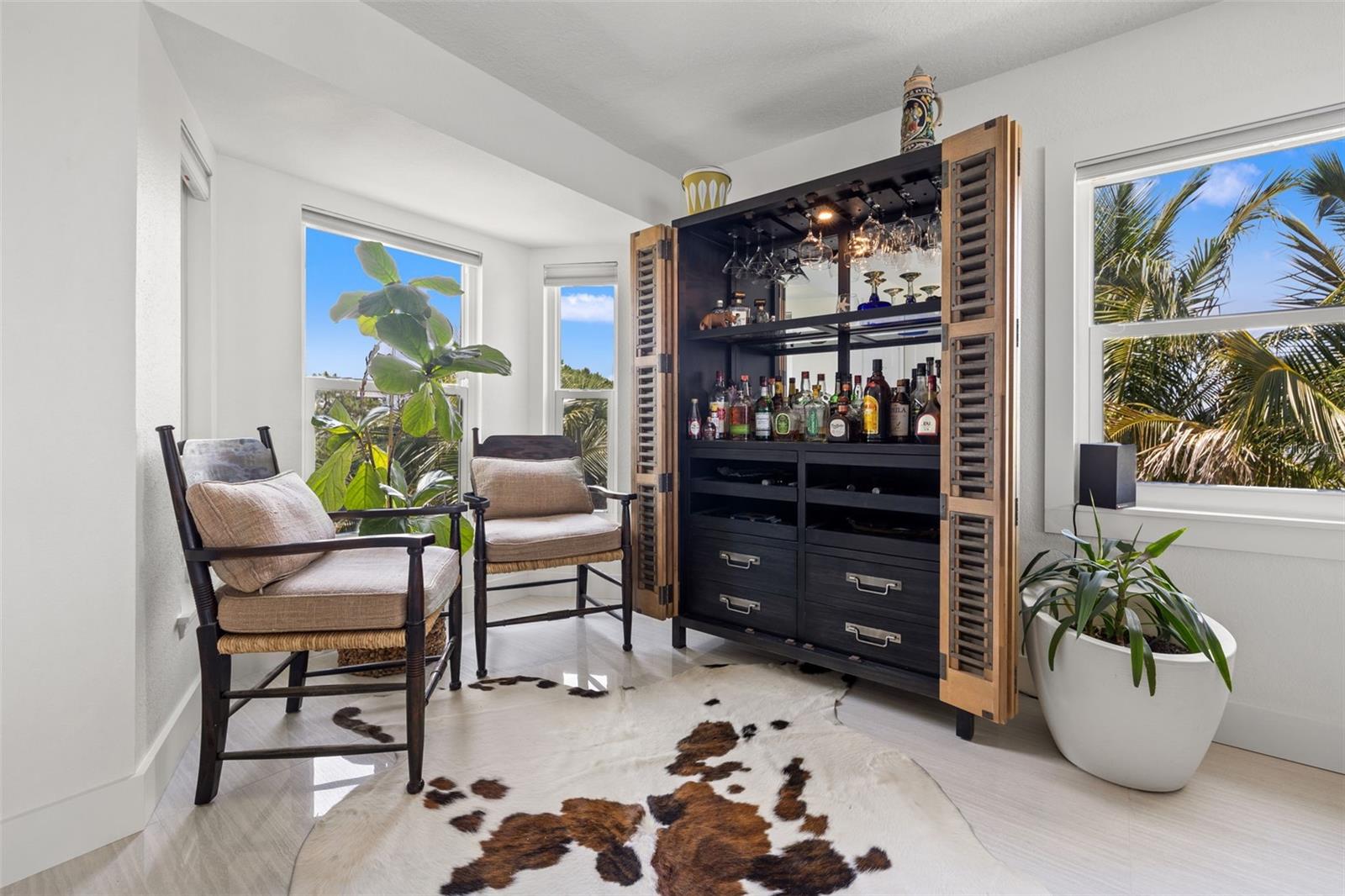 Image 8 of 75 For 380 8th Avenue N 4