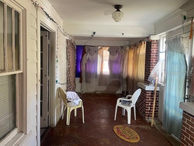 Image 3 of 20 For 1618 20th Avenue S